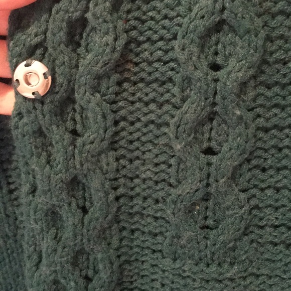 Beautiful embroidered cardigan - Picture 6 of 8